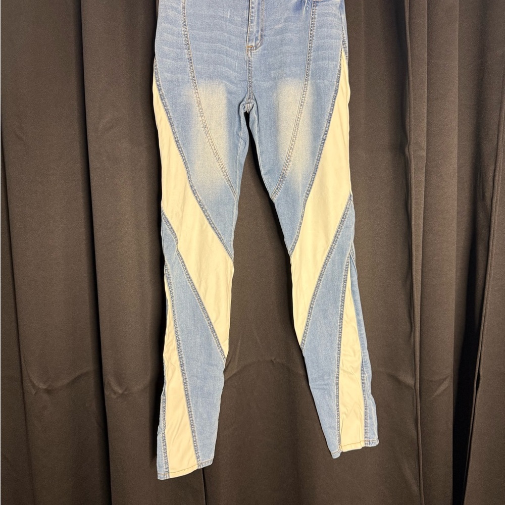 Fashion Nova Blue and Cream Skinny Jeans